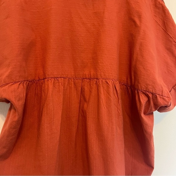 Denver Hayes Women's Size Large Rust Collared tee - Picture 9 of 9